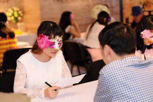 相亲聊天怎么开头 和相亲对象微信怎么聊天