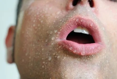 肌研白润洁面乳编辑评测试用