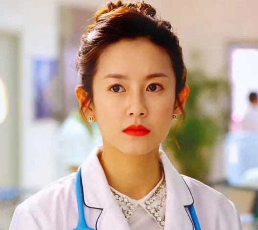 网传女星张子萱疑有孕 疑胎儿性别确认自曝是男孩