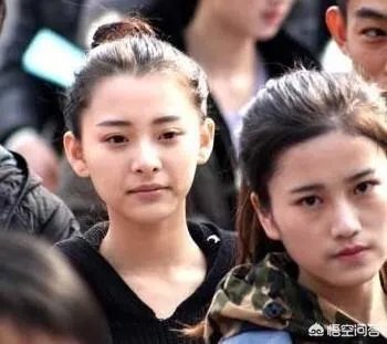 上戏艺考老师表示,化妆的考生一定会扣分,你怎么看?