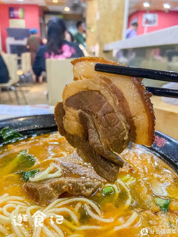 逛食记 篇三十六:一碗鸿福面,半碗吃老本,南京网红面馆的幸与不幸