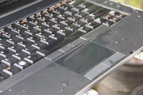 笔记本键盘进水失灵怎么办 笔记本键盘进水的抢救办法
