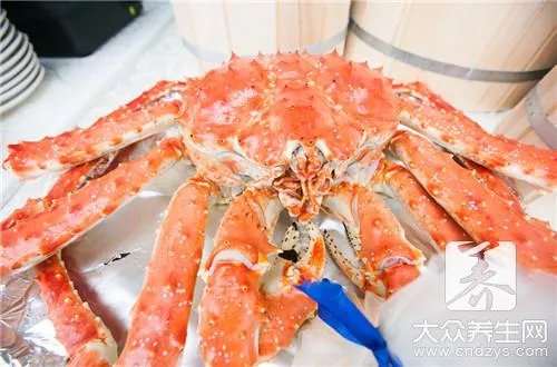 大闸蟹死了多久不能吃