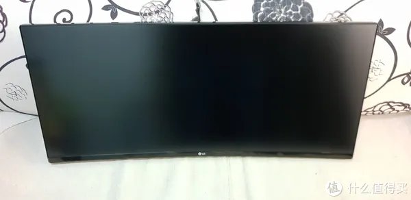 34寸带鱼屏/IPS/144hz/曲屏/过气LG电竞旗舰LG 34UC79G开箱,顺便晒一下桌面