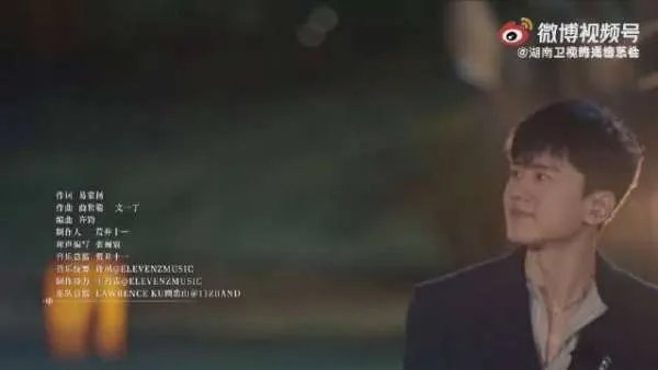 江苏小伙在张杰演唱会求婚,戴戒指时现场气氛如何?