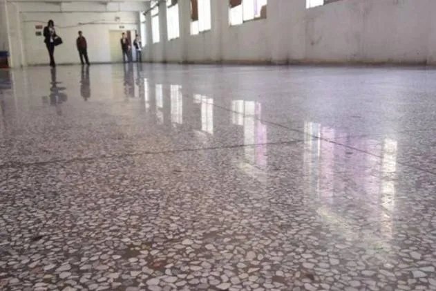 水磨石施工工艺及步骤是什么