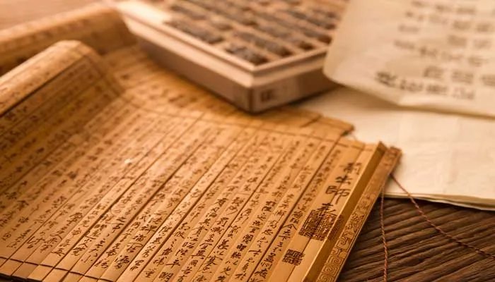 重为轻根静为躁君什么意思 重为轻根静为躁君的意思