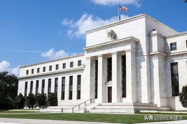 美联储的无限QE对于黄金走势，从短期中期长期看是利多还是利空？