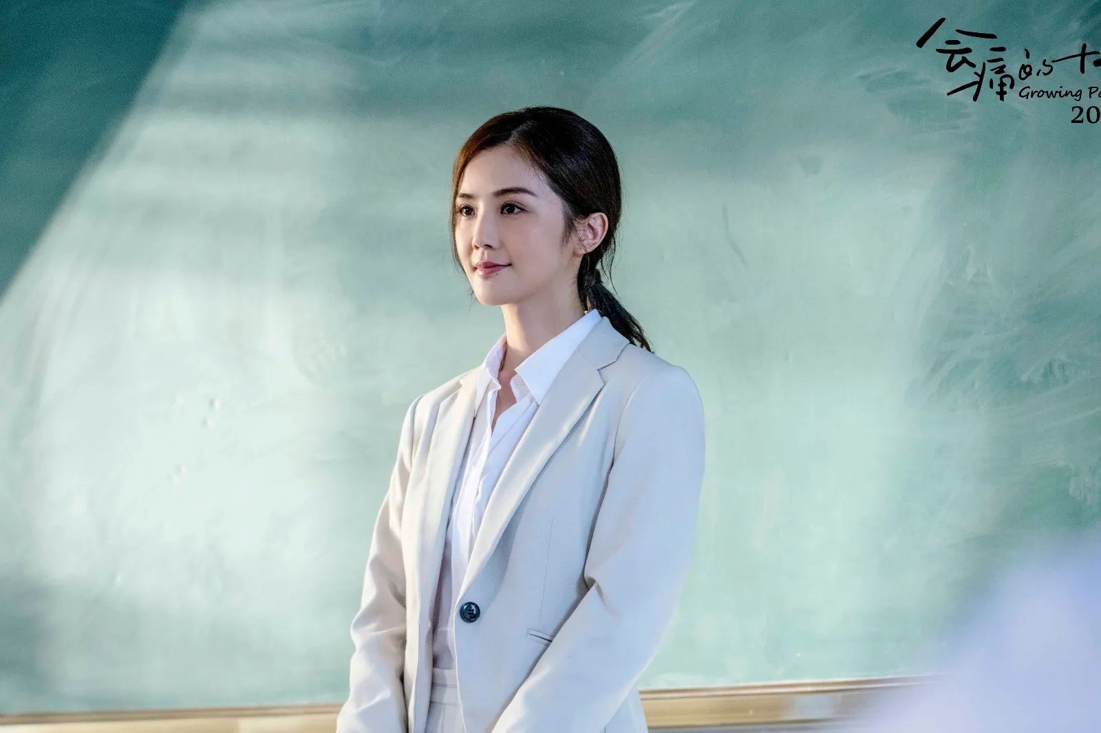 蔡卓妍明明是歌手,为什么电影代表作那么多?