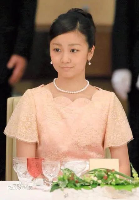 佳子内亲王是谁 佳子内亲王身高是多少