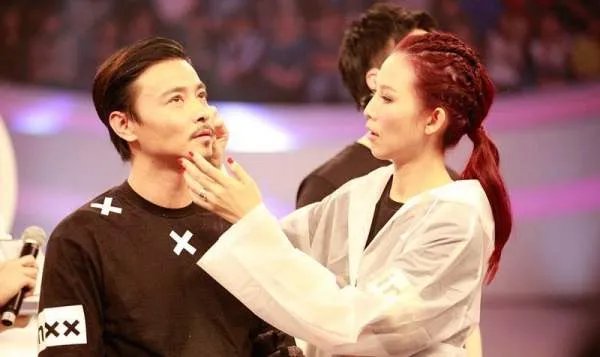 为什么这么多人羡慕蔡少芬和张晋的爱情?