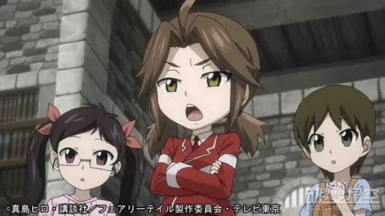 《妖精的尾巴》第491话“Summary” 女王艾露莎与艾琳竟是姐妹?