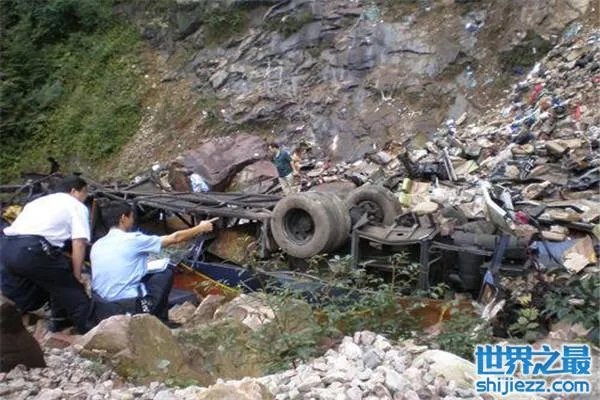 中国最惨的十大车祸:每起均造成严重的伤亡