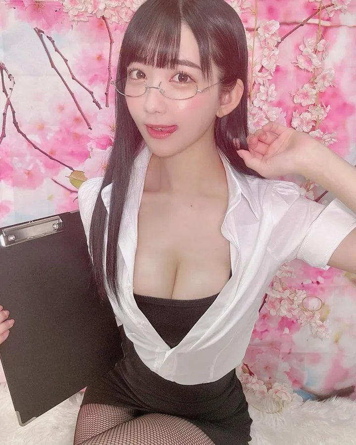日本写真美女天羽希纯福利图赏 超大欧派又白又软