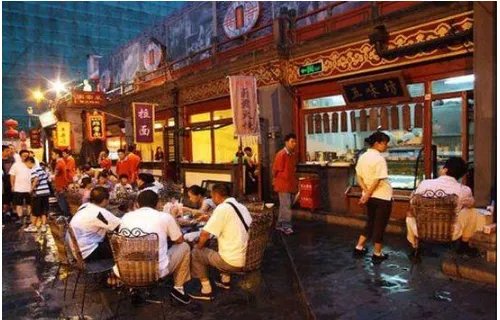 杭州小吃一条街在什么地方?