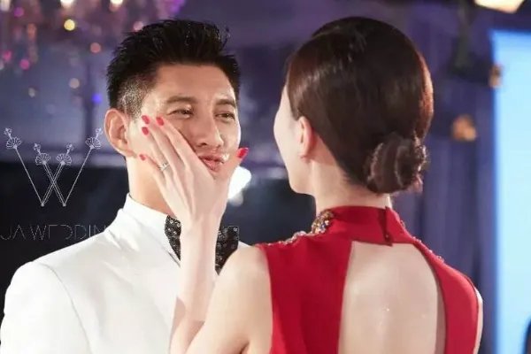 吴奇隆在《奇妙小森林》中说不会让刘诗诗哭，他们两个有多幸福