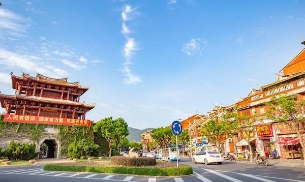曾建成十多年未开放,泉州重建的三大城门是什么?
