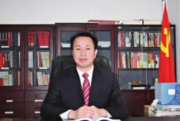 监利县委书记