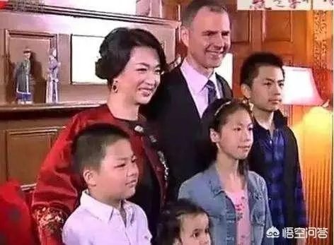 金星与老公汉斯复婚，你们怎么看？