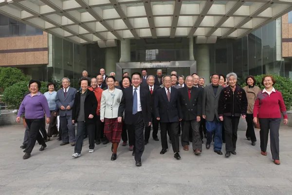 安徽中医学院国医堂的科室介绍