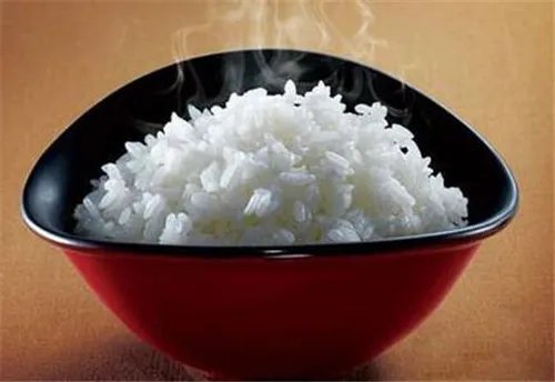 电压力锅蒸米饭怎么做 如何让蒸出来的米饭更香