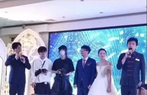 邓超客串武汉新人婚礼司仪,这是怎么一回事?