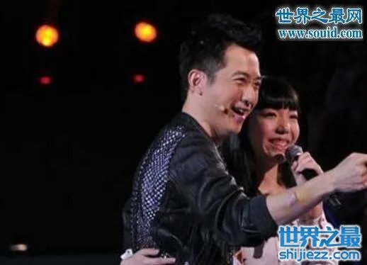 吴莫愁和哈林结婚照曝光,相差31岁的师生恋