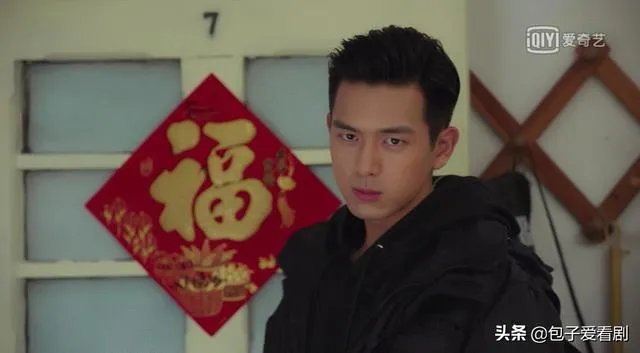 电视剧《亲爱的,热爱的》里面的主演李现,几天微博粉丝突破1000万,你怎么看?