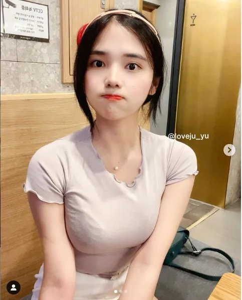 想被治疗!南韩清纯小护士YuJu:工作服下的白皙欧派!