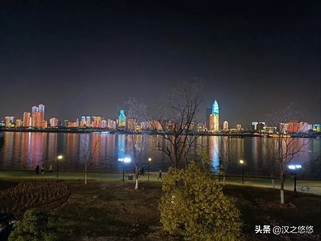 武汉军运会为什么要邀请美国队参加？