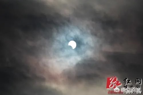 请问今天日环食是真的吗?