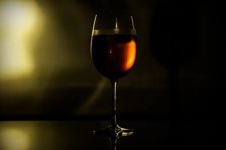 拉菲红酒1982年多少钱 拉菲红酒价格表图片