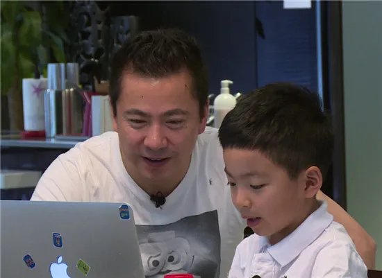 井柏然和王中磊的绯闻引争议 网传井宝是gay是真的吗？