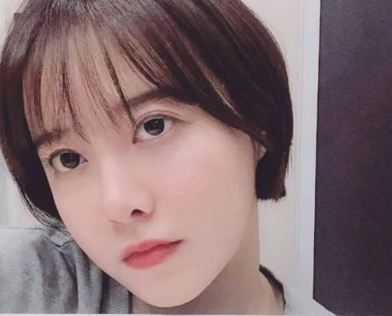 具惠善短发造型嫩如学生妹：谁能看出这是34岁的女人