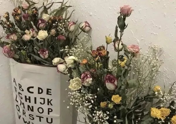 如何看待女子捡钱不还称有种别丢这件事?