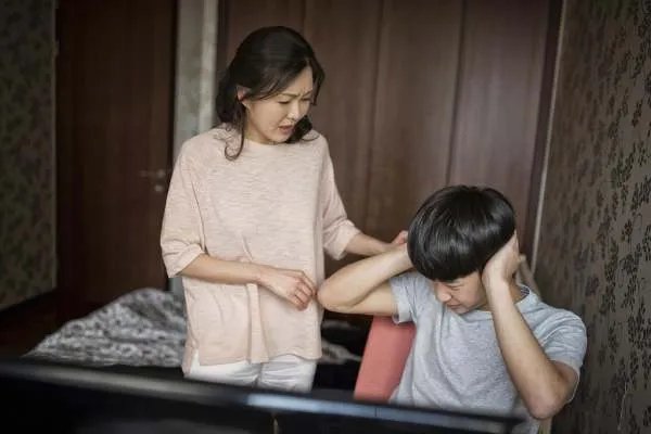 重庆民警称冤枉娃可能会一辈子有阴影，你觉得呢？
