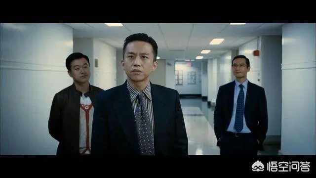 如何评价《中国合伙人》？