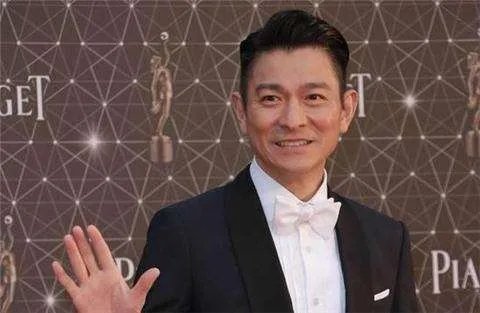刘德华被粉丝求婚，你怎么看？还有哪些明星被粉丝求婚？