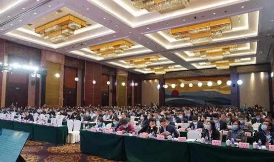 德高连任中国建筑防水协会第八届常务理事单位