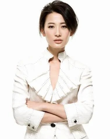 吕夏整容事件真相 揭秘不为人知的过去