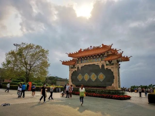 大洋花园租房子的多吗?租一个两居室大概多少钱?