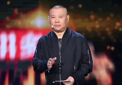 赵本山曾经调侃郭德纲:我十六岁时你才出生,郭德纲是怎么回应的?