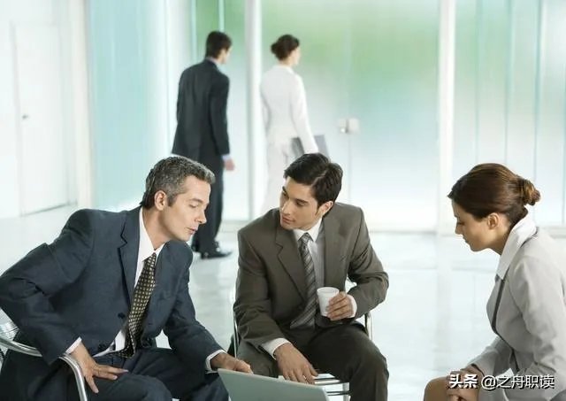 与领导称兄道弟，这种做法是否妥当？