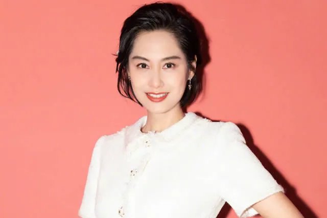 十大星女郎排名 周星驰捧红的女艺人盘点 周星驰电影女主角有哪些