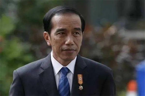 印尼总统决定迁都