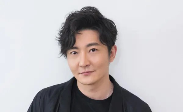 《两个人的世界》开播,这部剧是由哪些演员领衔主演的?