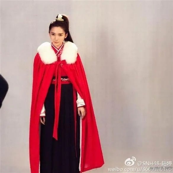 吓呆!女尊版《三国志》开拍 娇艳貂蝉竟变抠脚大汉