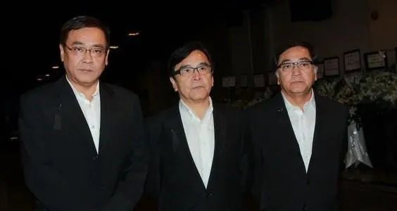 尔冬升兄弟