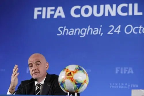 你如何看待日本放弃2021届世俱杯举办权这件事?
