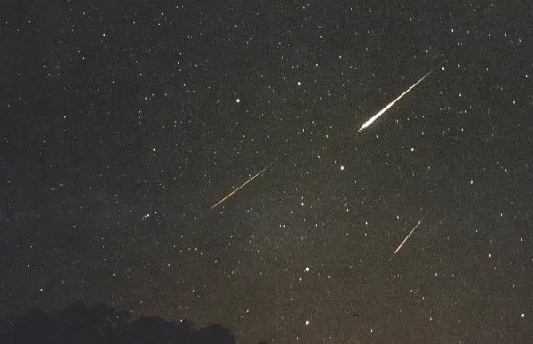 什么是流星雨?